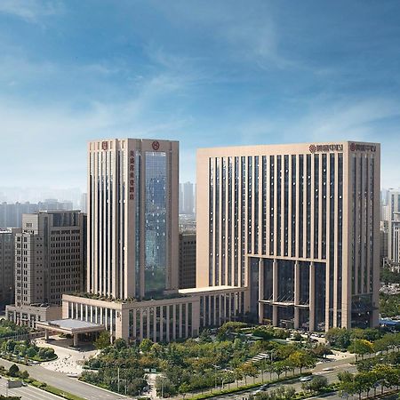 Sheraton Grand Zhengzhou Hotel Экстерьер фото