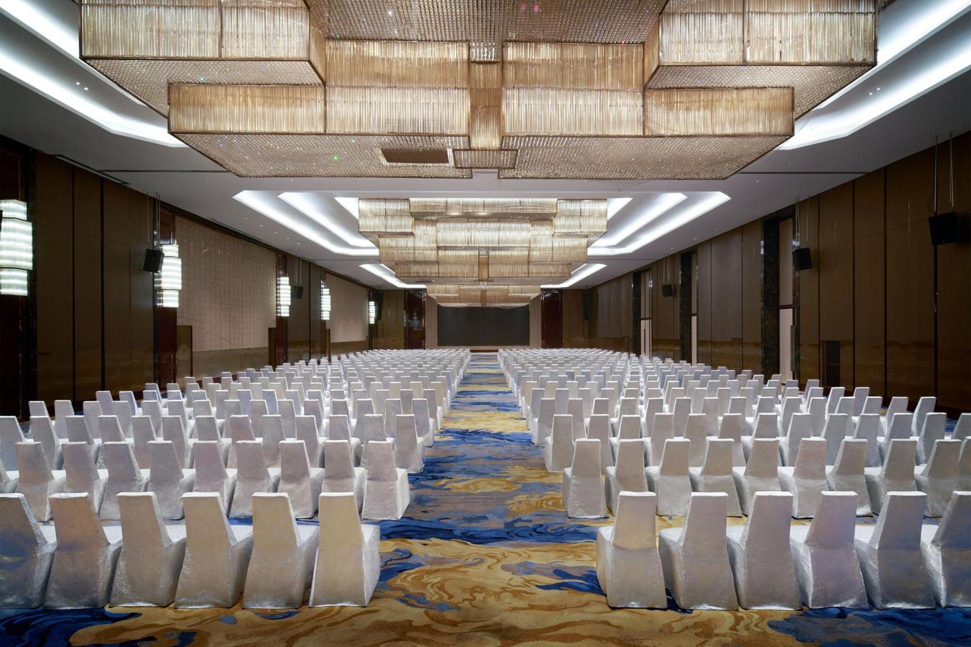 Sheraton Grand Zhengzhou Hotel Экстерьер фото