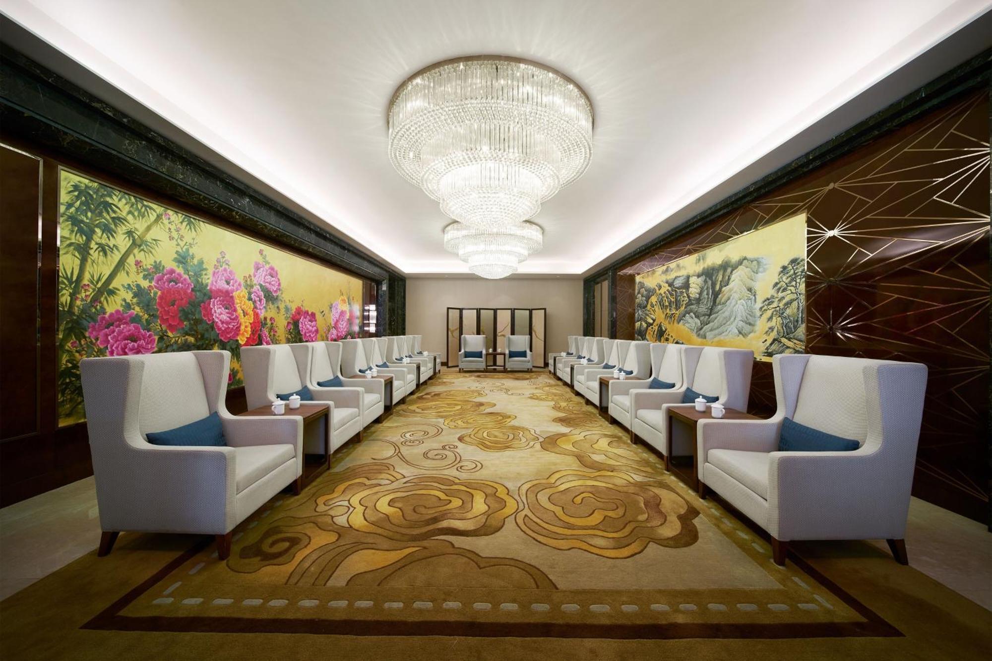 Sheraton Grand Zhengzhou Hotel Экстерьер фото