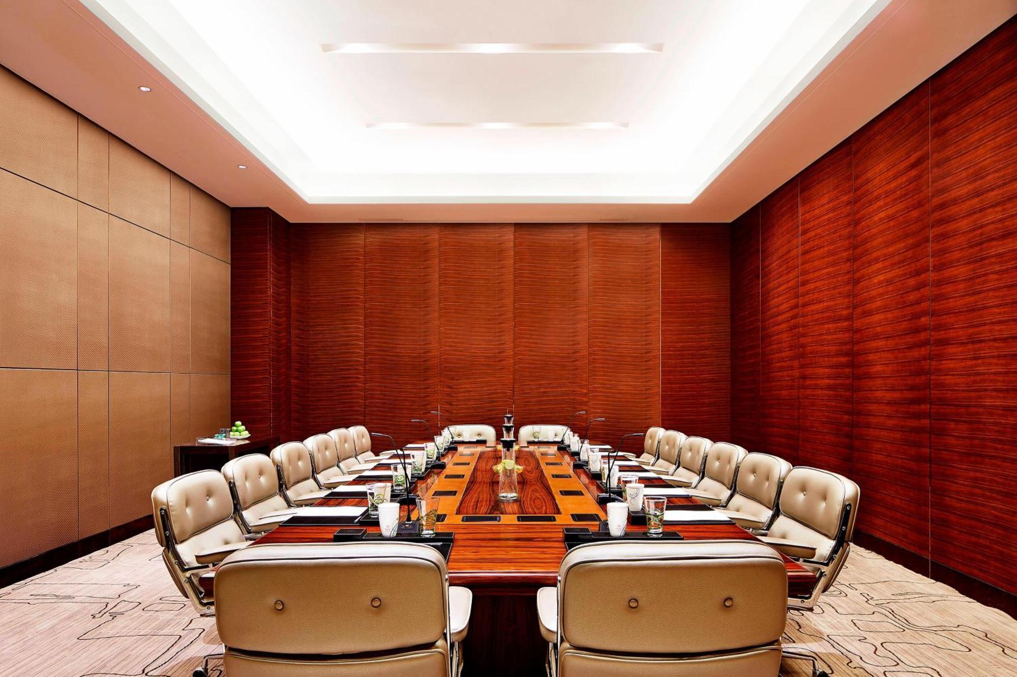 Sheraton Grand Zhengzhou Hotel Экстерьер фото