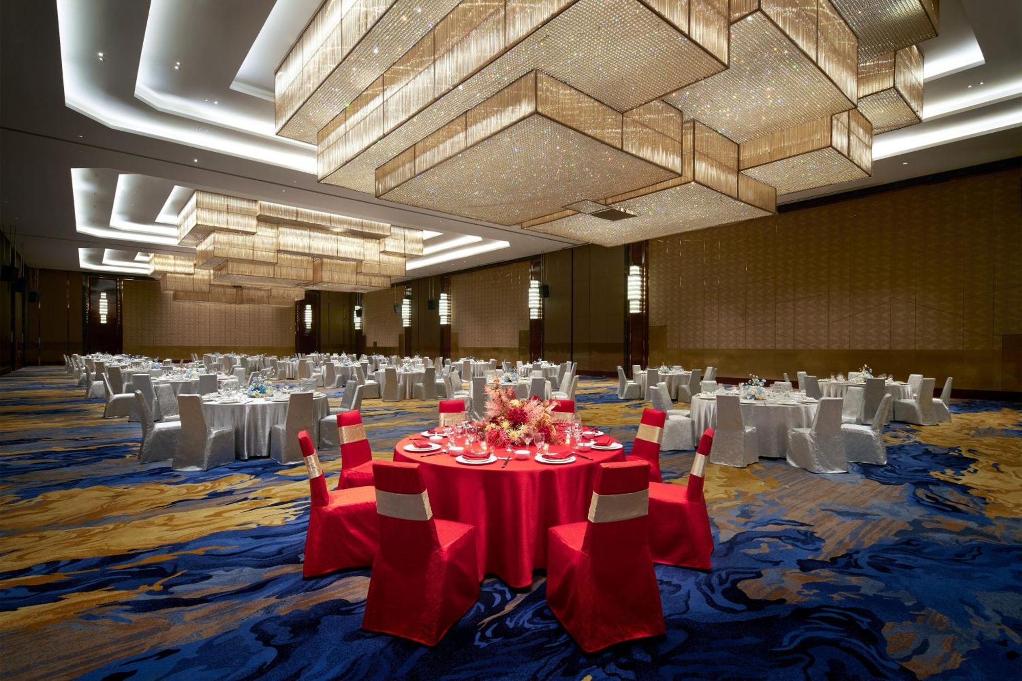 Sheraton Grand Zhengzhou Hotel Экстерьер фото