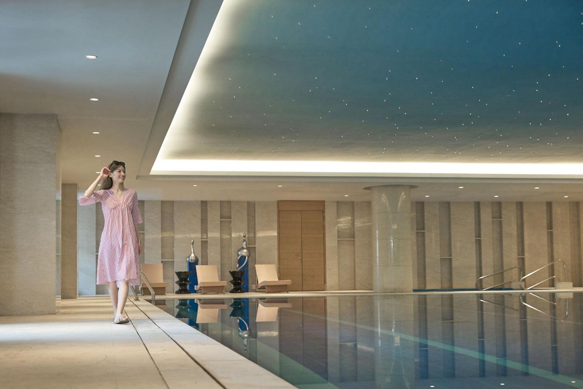 Sheraton Grand Zhengzhou Hotel Экстерьер фото