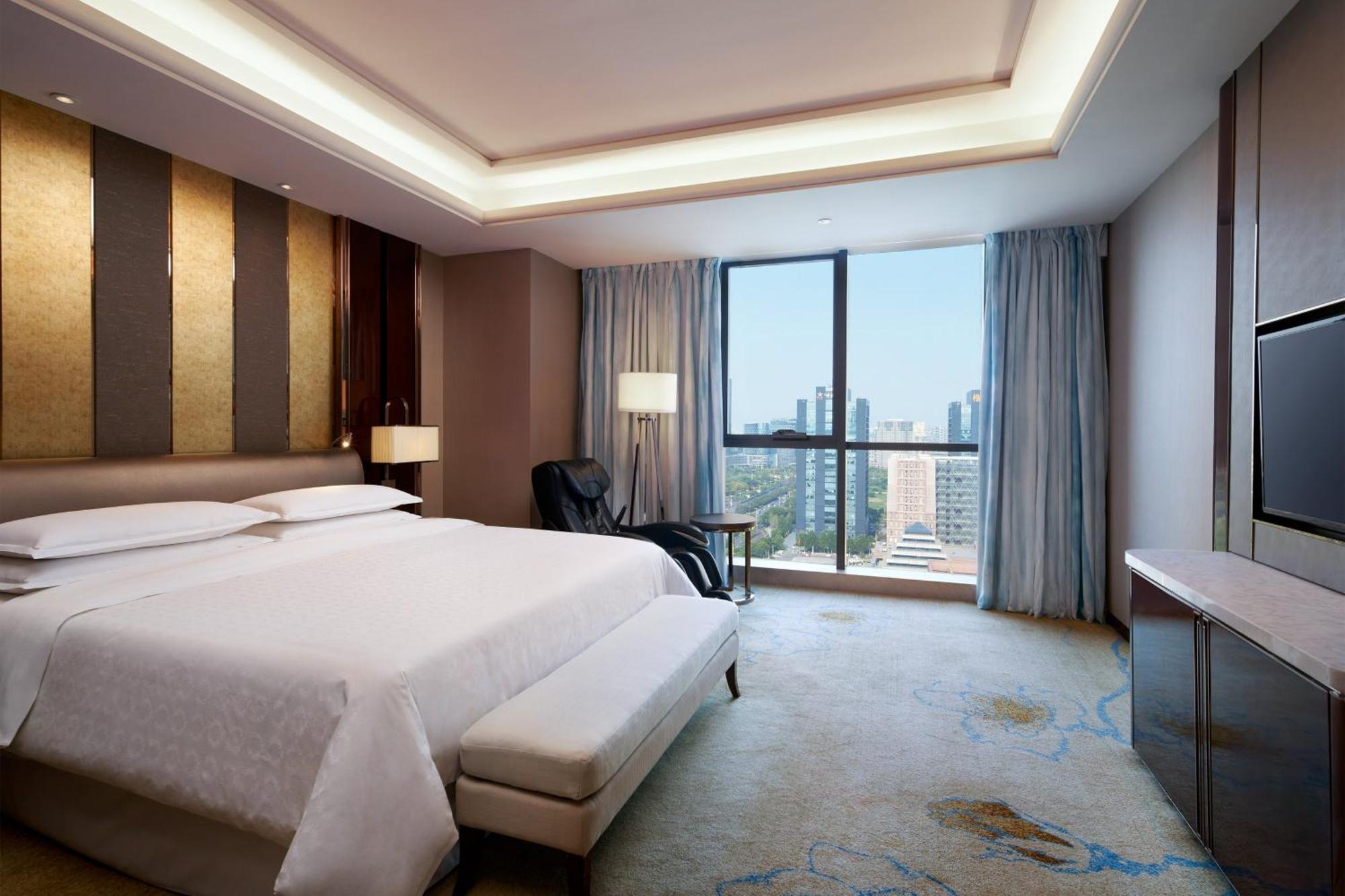Sheraton Grand Zhengzhou Hotel Экстерьер фото