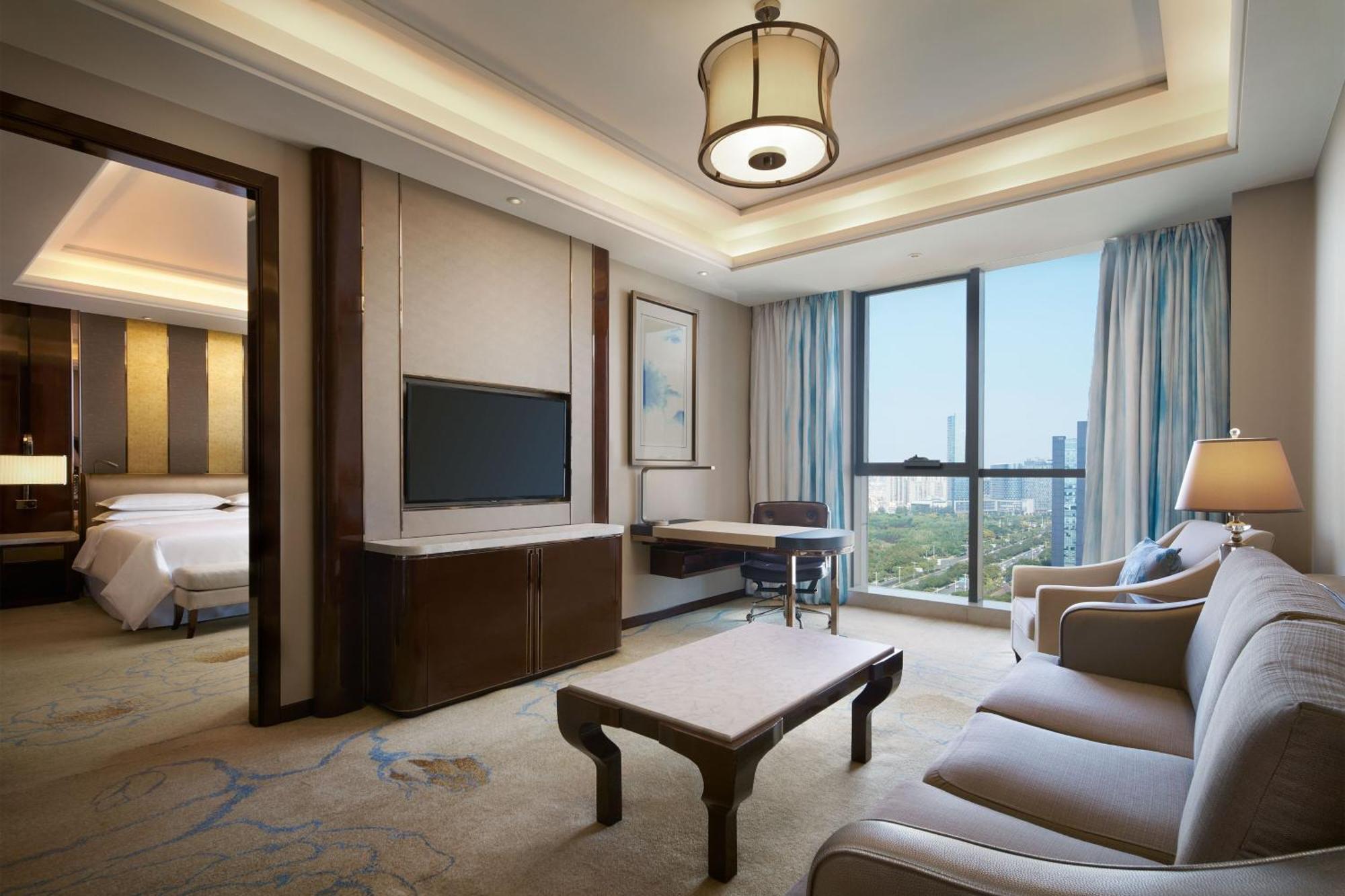 Sheraton Grand Zhengzhou Hotel Экстерьер фото