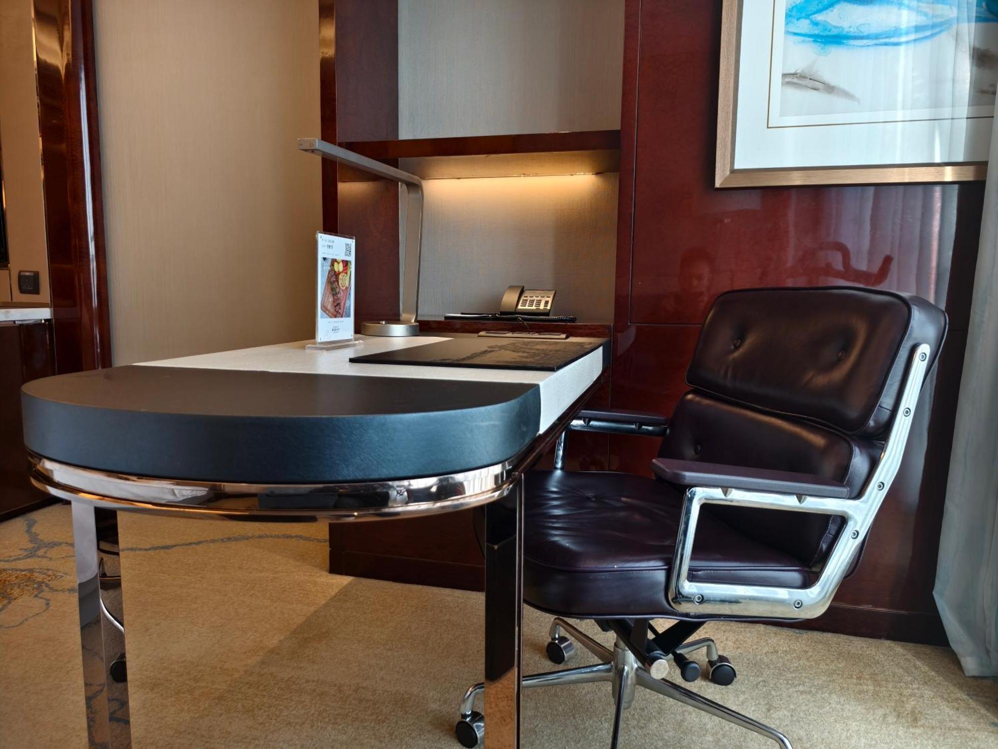 Sheraton Grand Zhengzhou Hotel Экстерьер фото